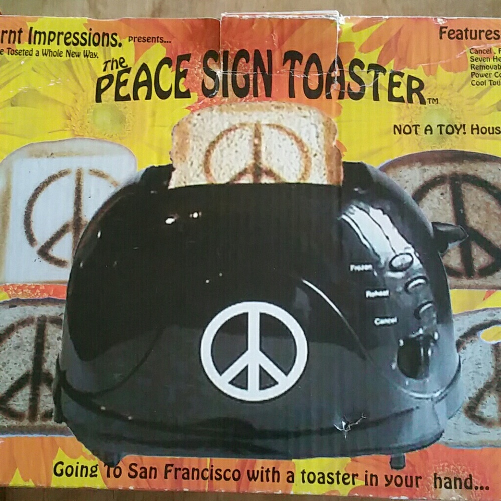 Peace sign toaster